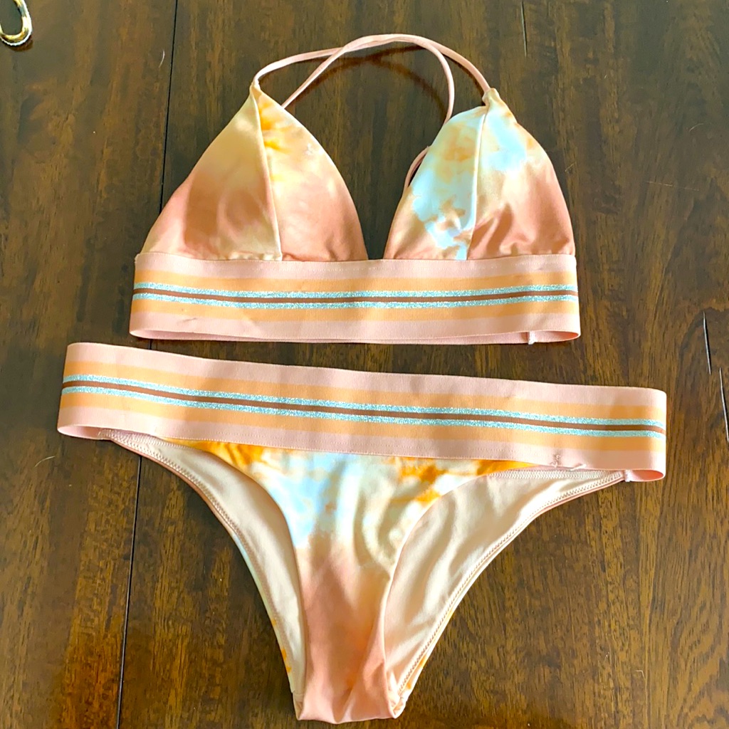 H&M Bikini.